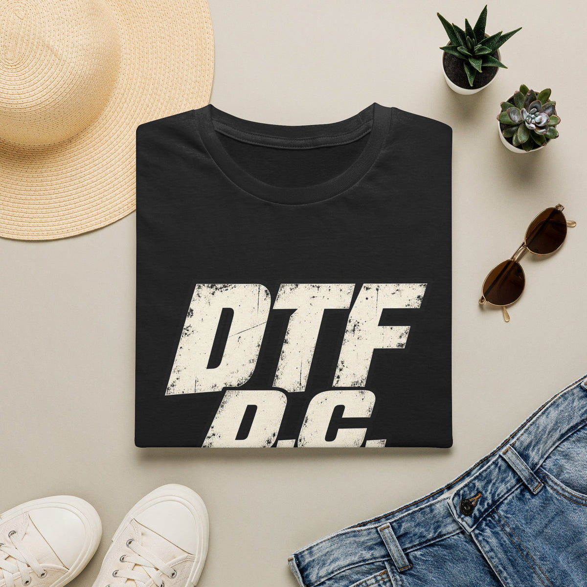 DTF D.C. graphic T-Shirt | Vintage distressed lettering